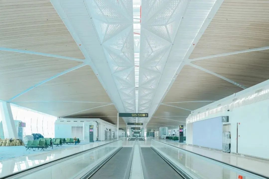 喜訊！中裝建設(shè)再添9項(xiàng)中國(guó)建筑工程裝飾獎(jiǎng)！