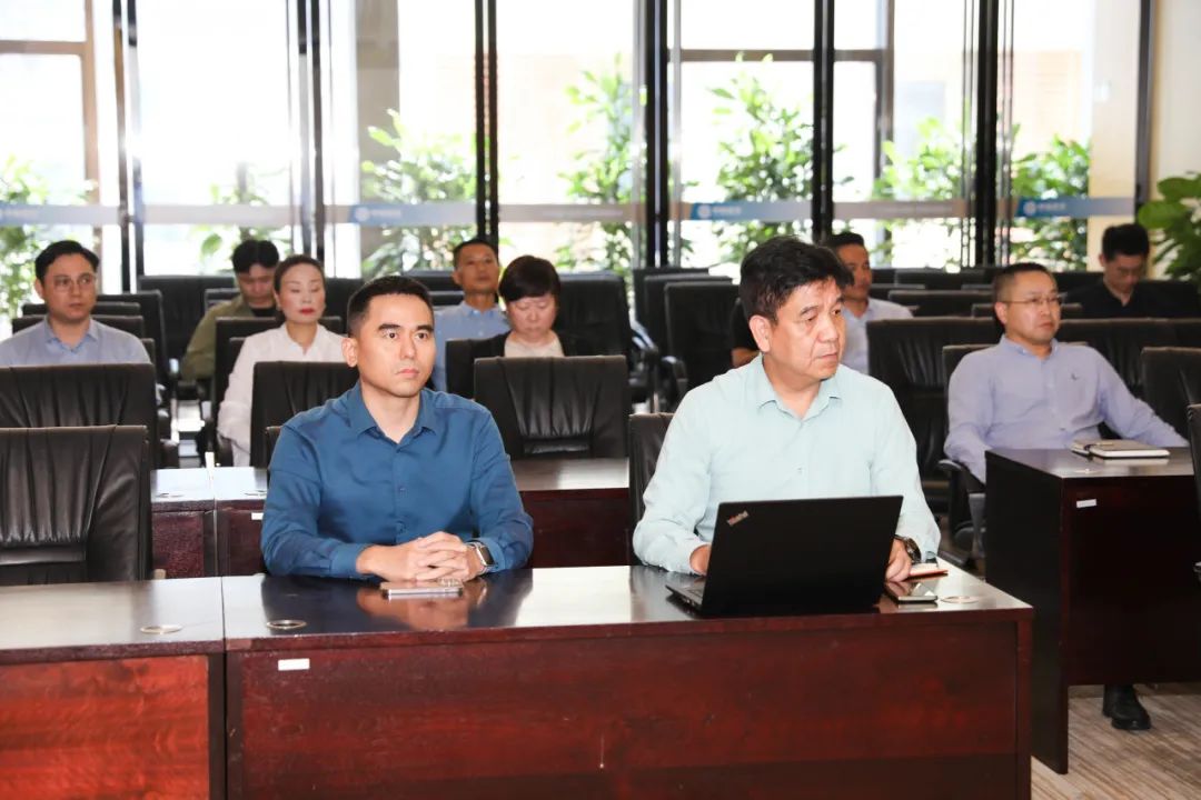 中裝建設落實全省住建領域重大事故隱患專項排查整治2023行動再宣貫、再落實推進會會議精神